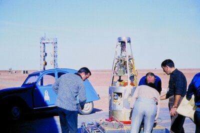 Plaatsing in de vroege jaren zestig van een Utrechts instrument in een Veronique-raket in de Sahara