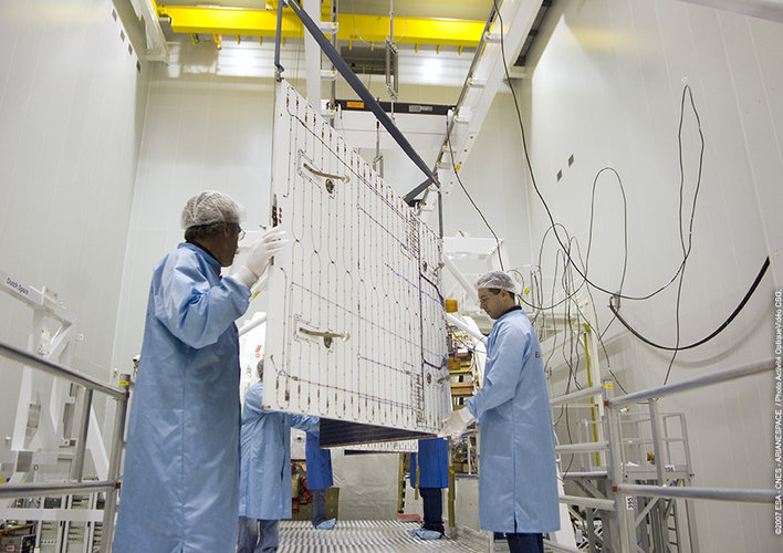 Inspection of deployed solar array for Jules Verne ATV