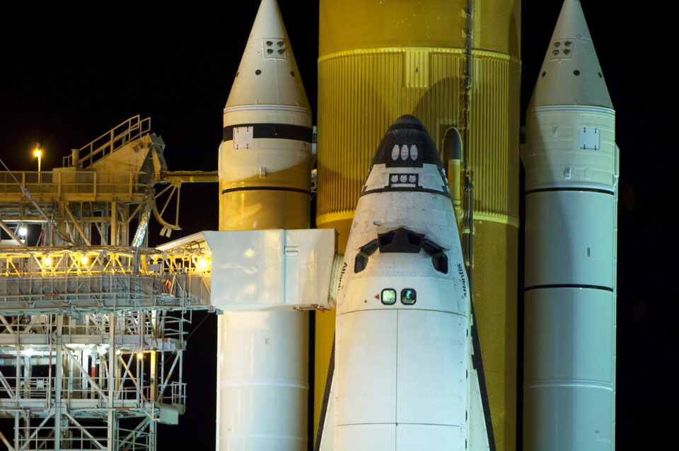 Shuttle Atlantis on the launchpad during the evening of 5 December