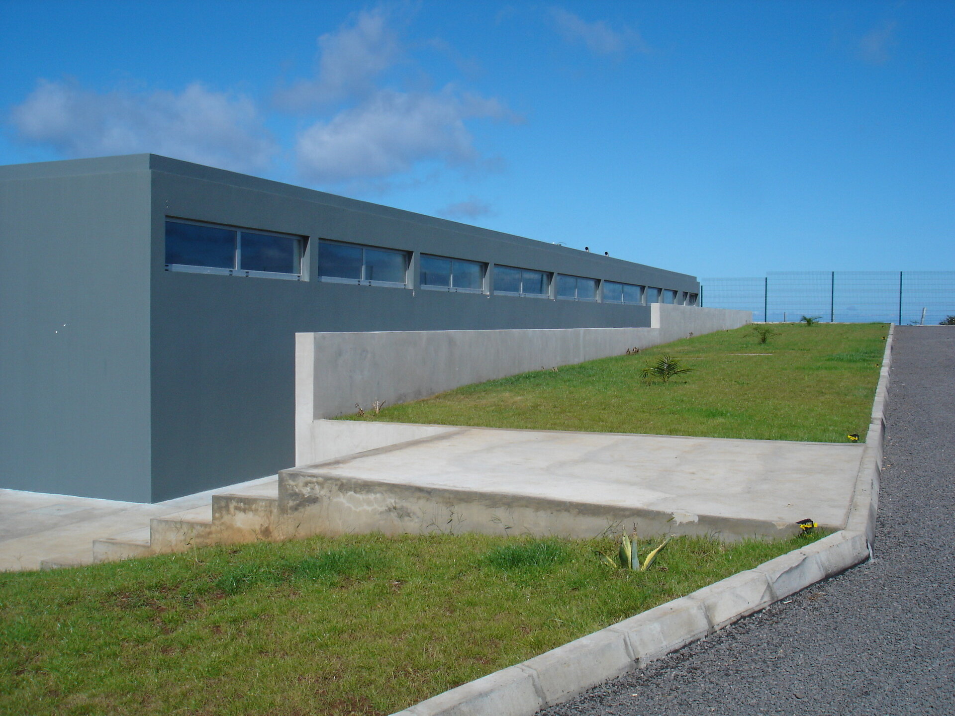 Santa Maria station - site support buildings