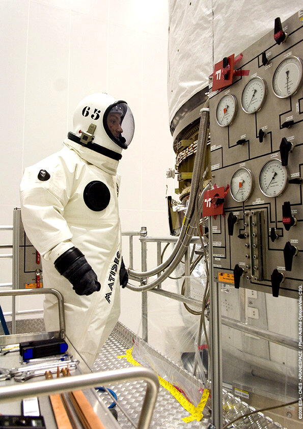 The 'scapemen' wear special protective suits during fuelling operations