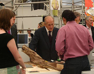 Andreas Zachariah demonstrates CarbonDiem to Prince Philip 