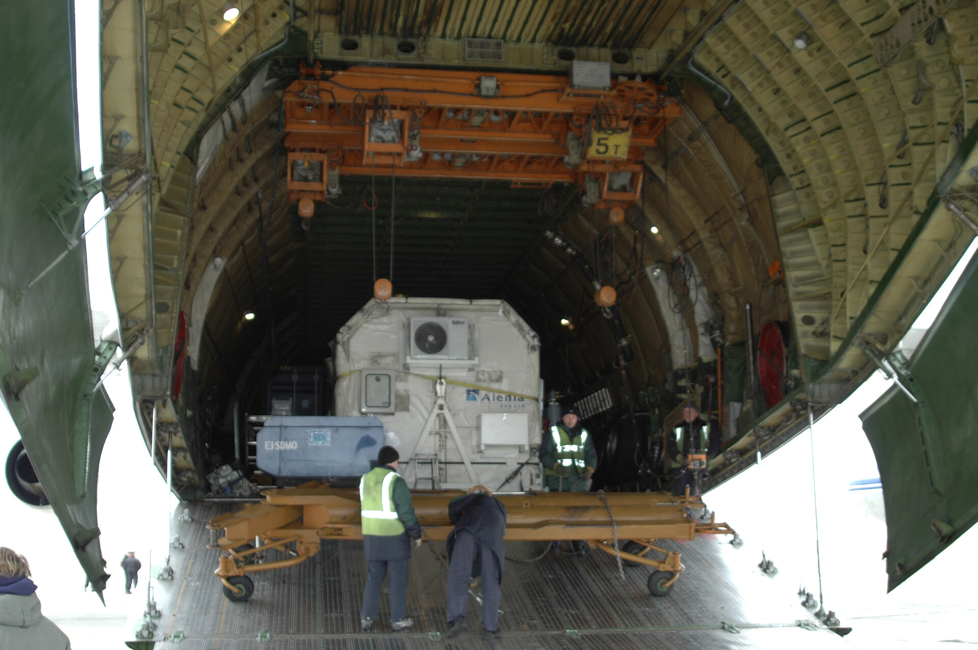 GIOVE-B arrives at Baikonur