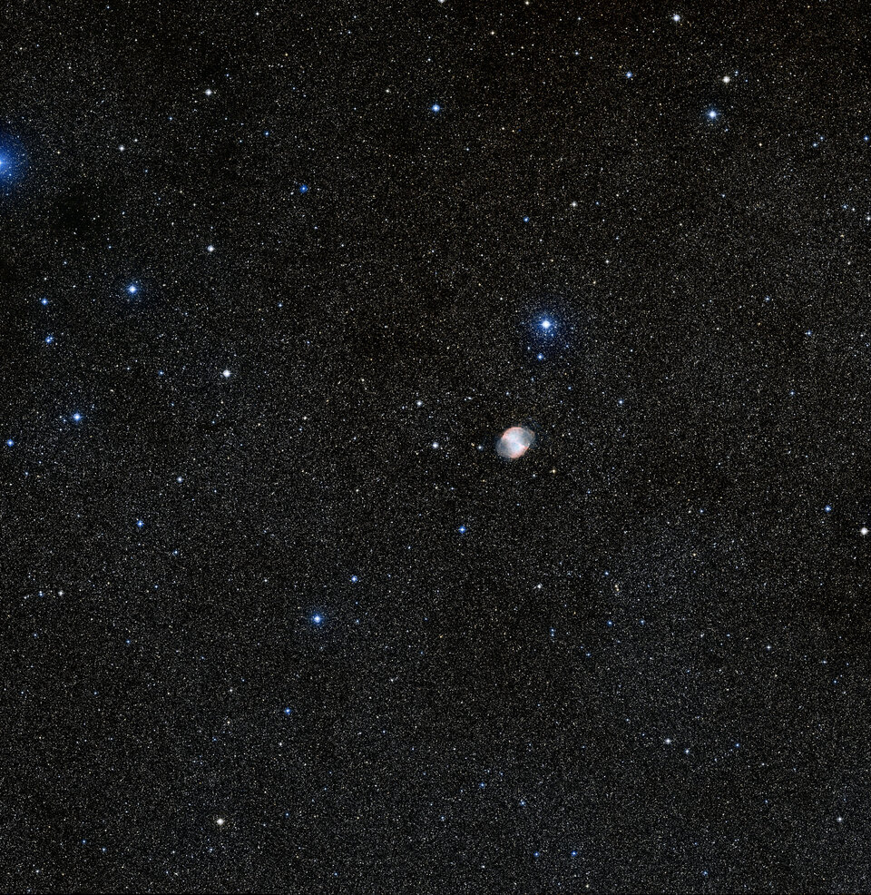 Wide-field view of HD 189733b and surroundings