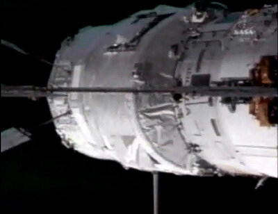 El ATV Julio Verne acoplado a la ISS el 3 de Abril