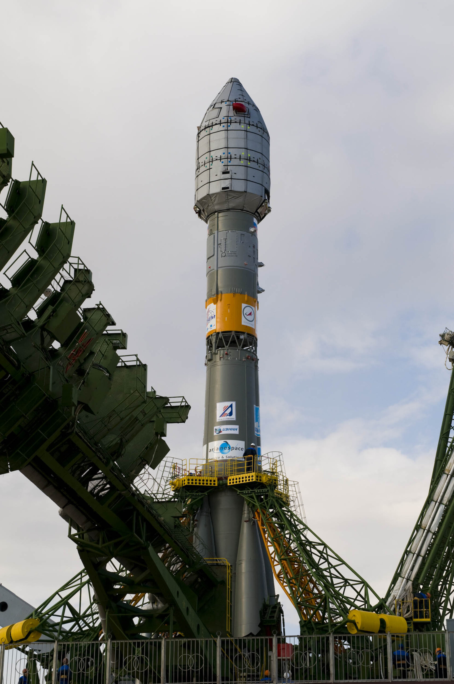 The Soyuz-Fregat launch vehicle carrying GIOVE-B on launch pad