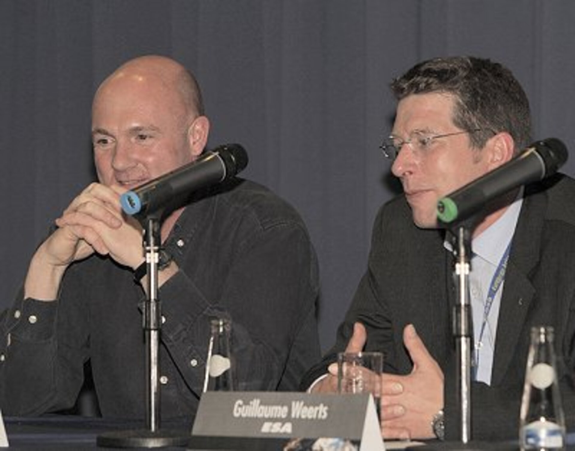 Guillaume Weerts (r), van het Europese Astronautencentrum in Keulen, verwacht duizenden aanmeldingen