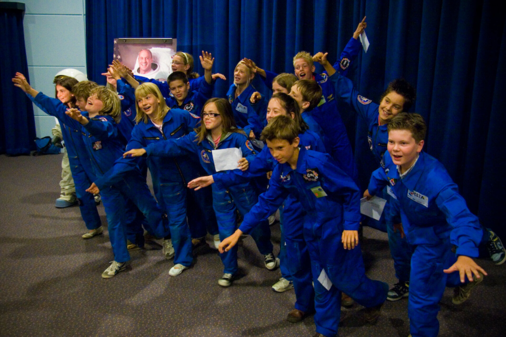 Students gathered at Space Expo for the ARISS contact