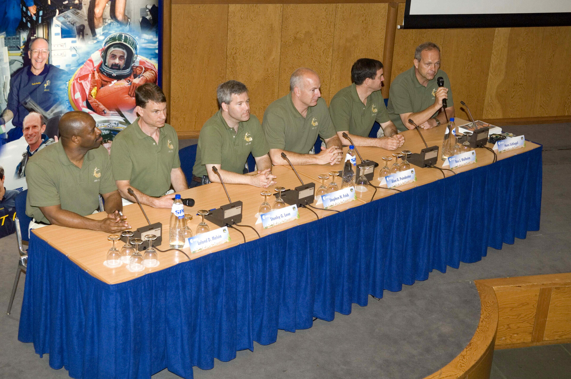 The STS-122 crew visit ESTEC during their European postflight tour