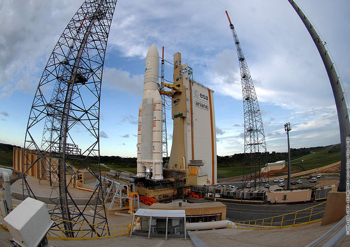 Ariane 5 ECA V184 on launch pad