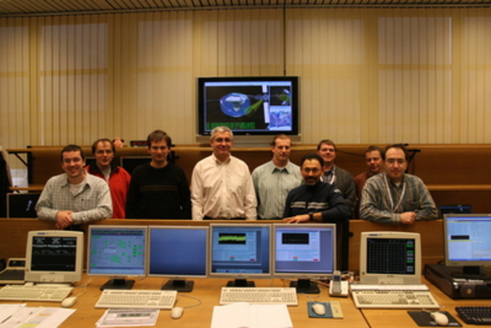 Le team Artemis de la station ESA de Redu.
