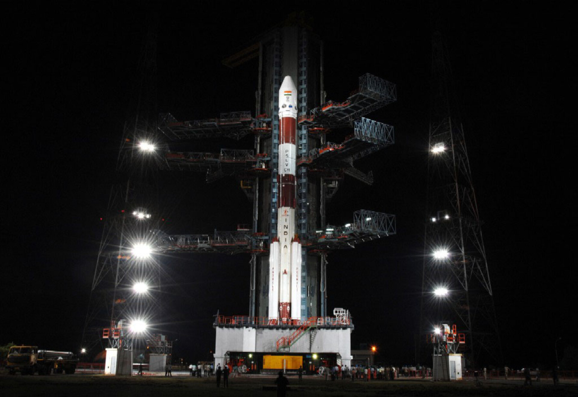Chandrayaan-1 launcher on launch pad