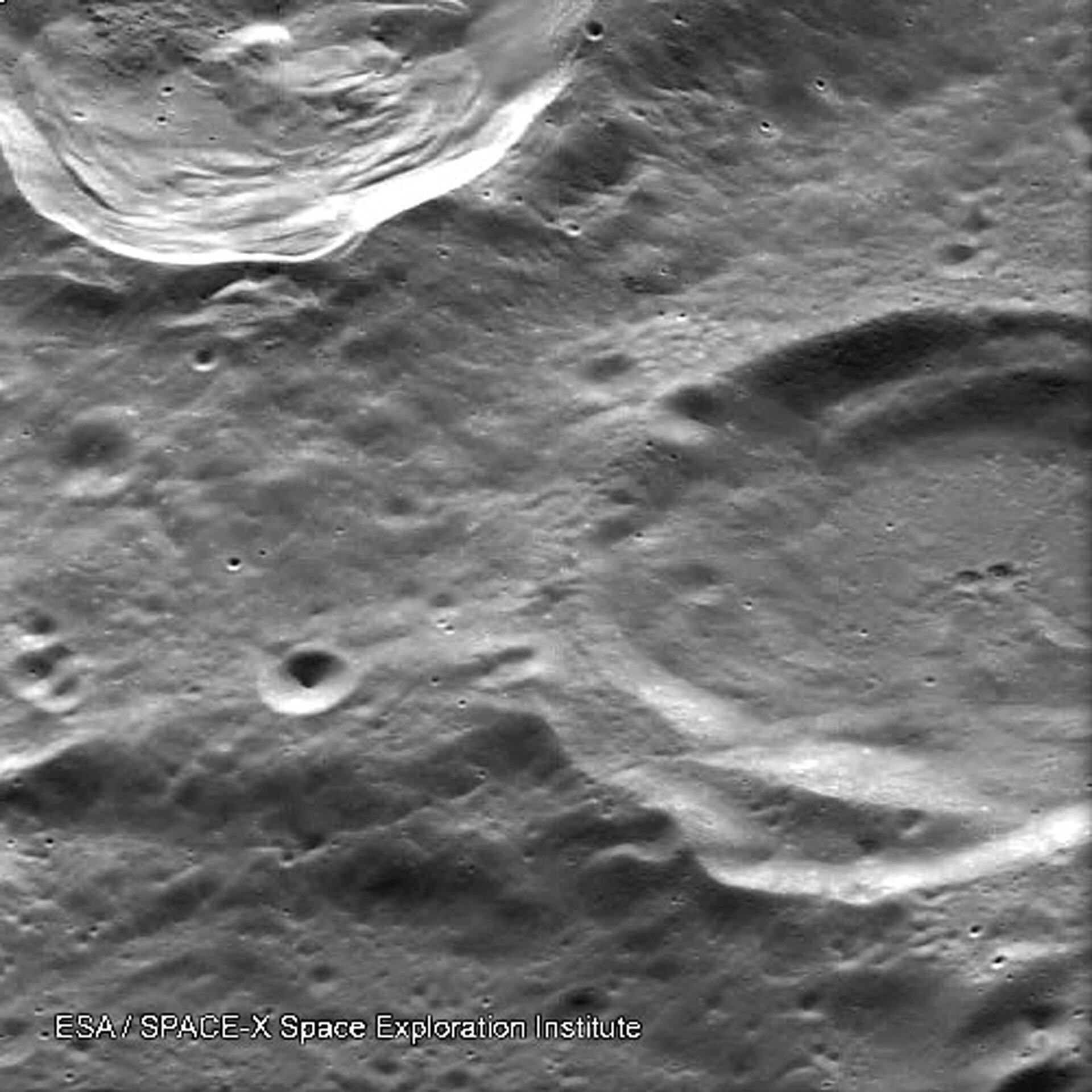 Lunar craters