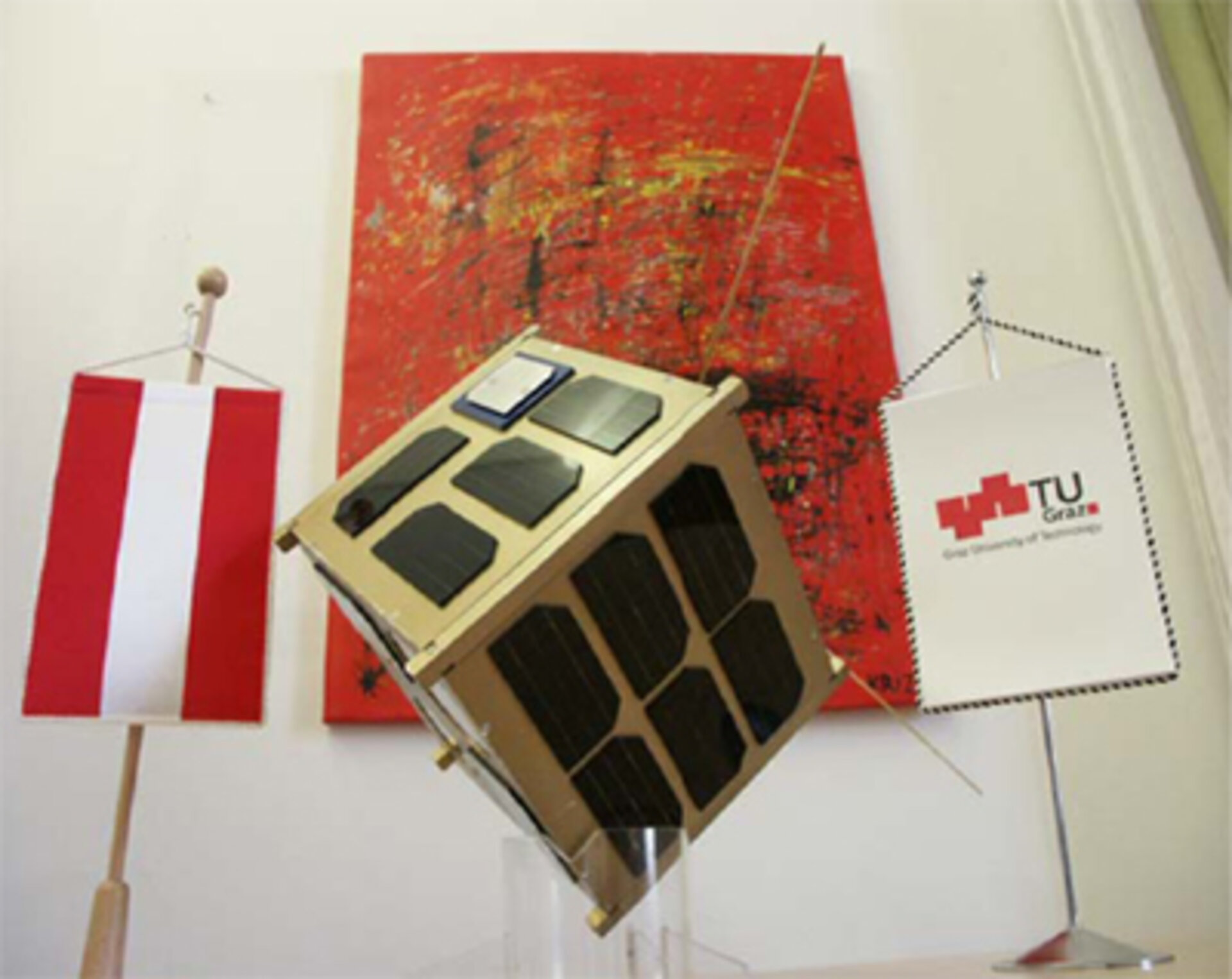 Modell von TUGSat-1