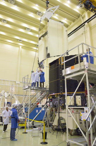 Herschel solar array mounting