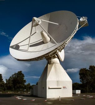 ESA_s_15m_tracking_station_Perth_Austral