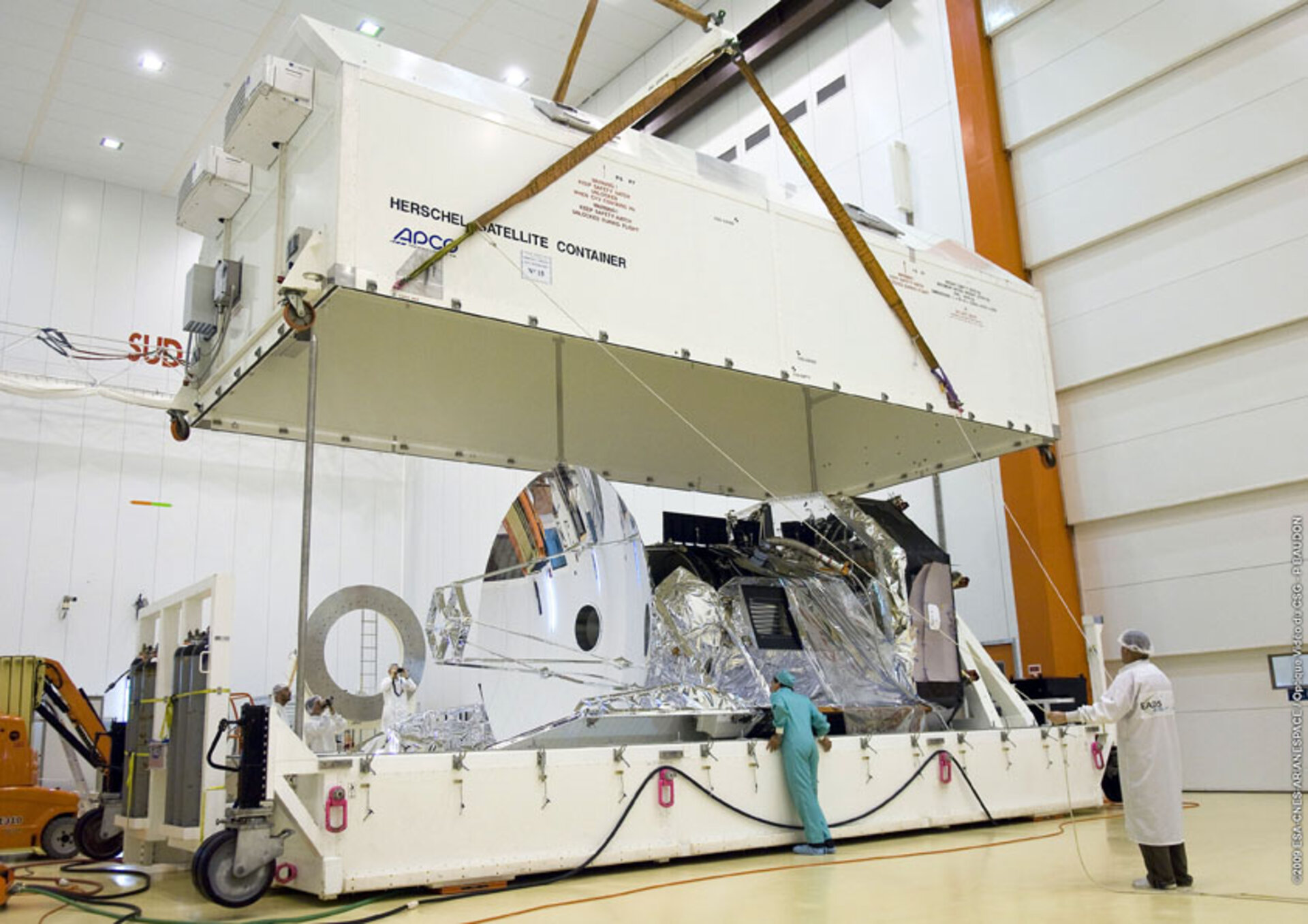 Herschel arrives in Kourou