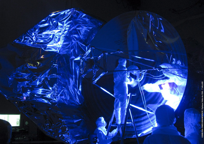 Herschel telescope final pre-flight inspection in ultraviolet light