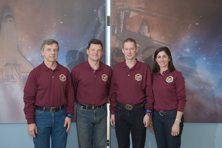 ISS Expedition 20 and 21 crewmembers