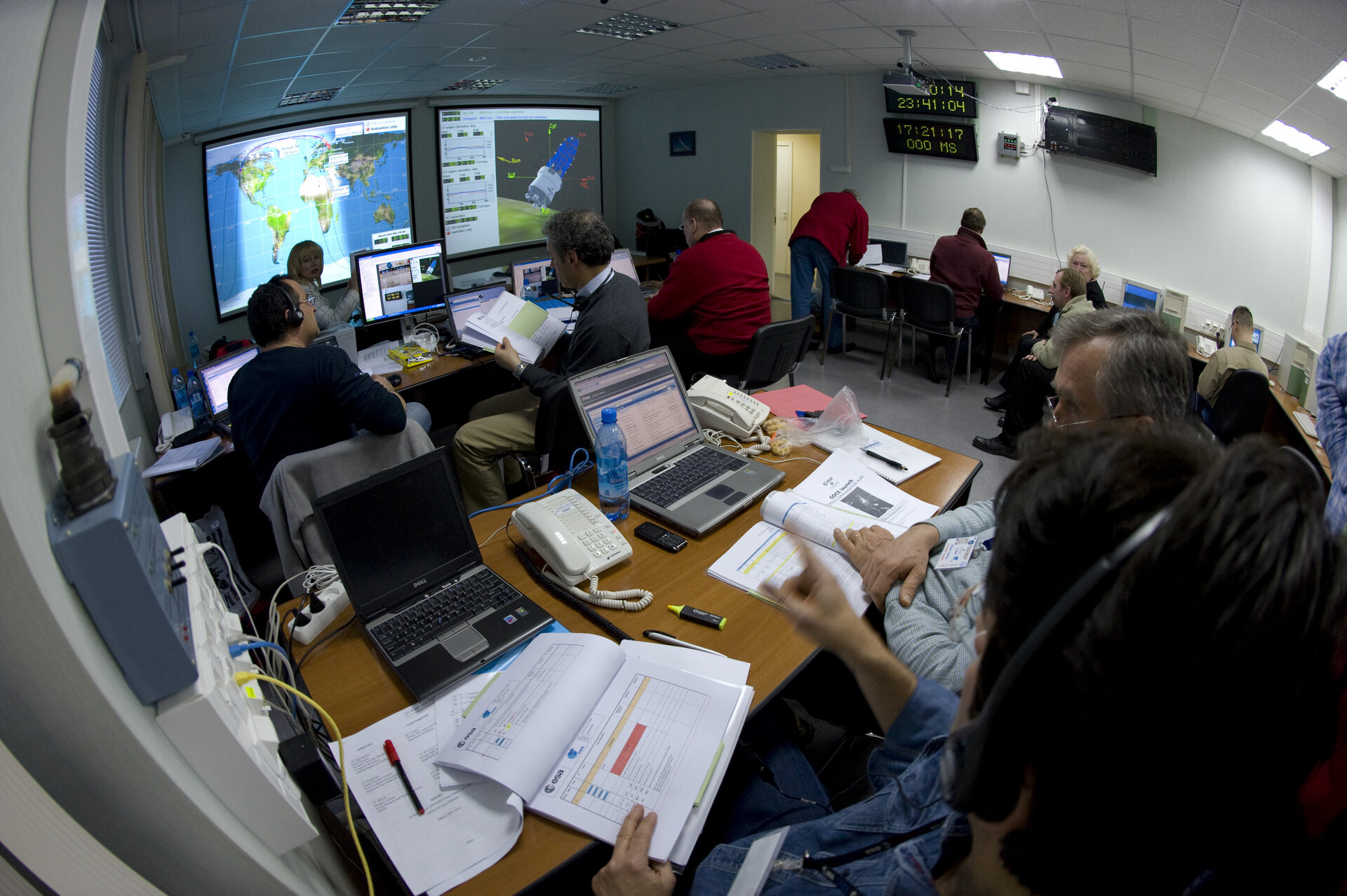 View inside ESA support room at Plesetsk during final GOCE rehearsal countdown