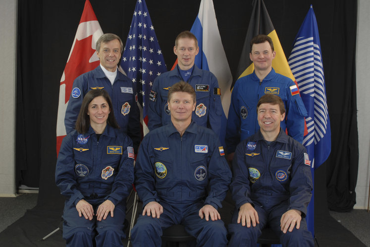 ISS Expedition 20 crew portrait