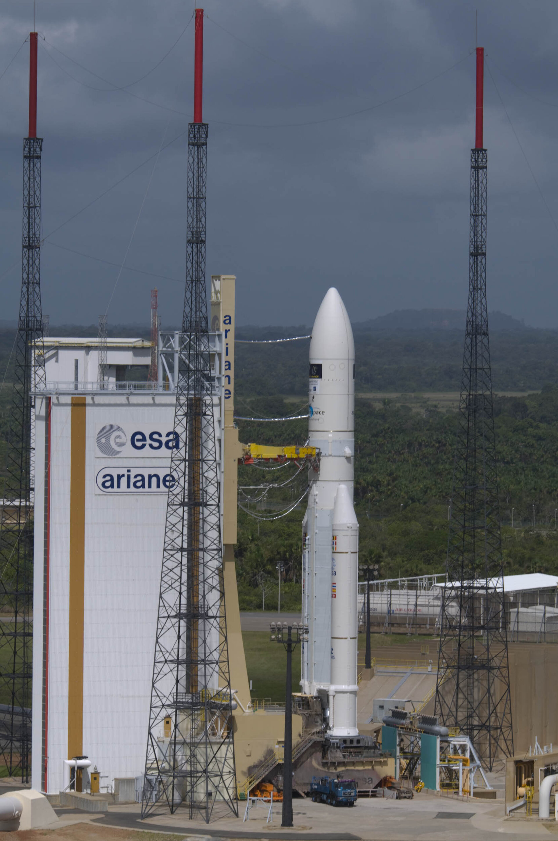 Ariane 5 enclosing Herschel and Planck