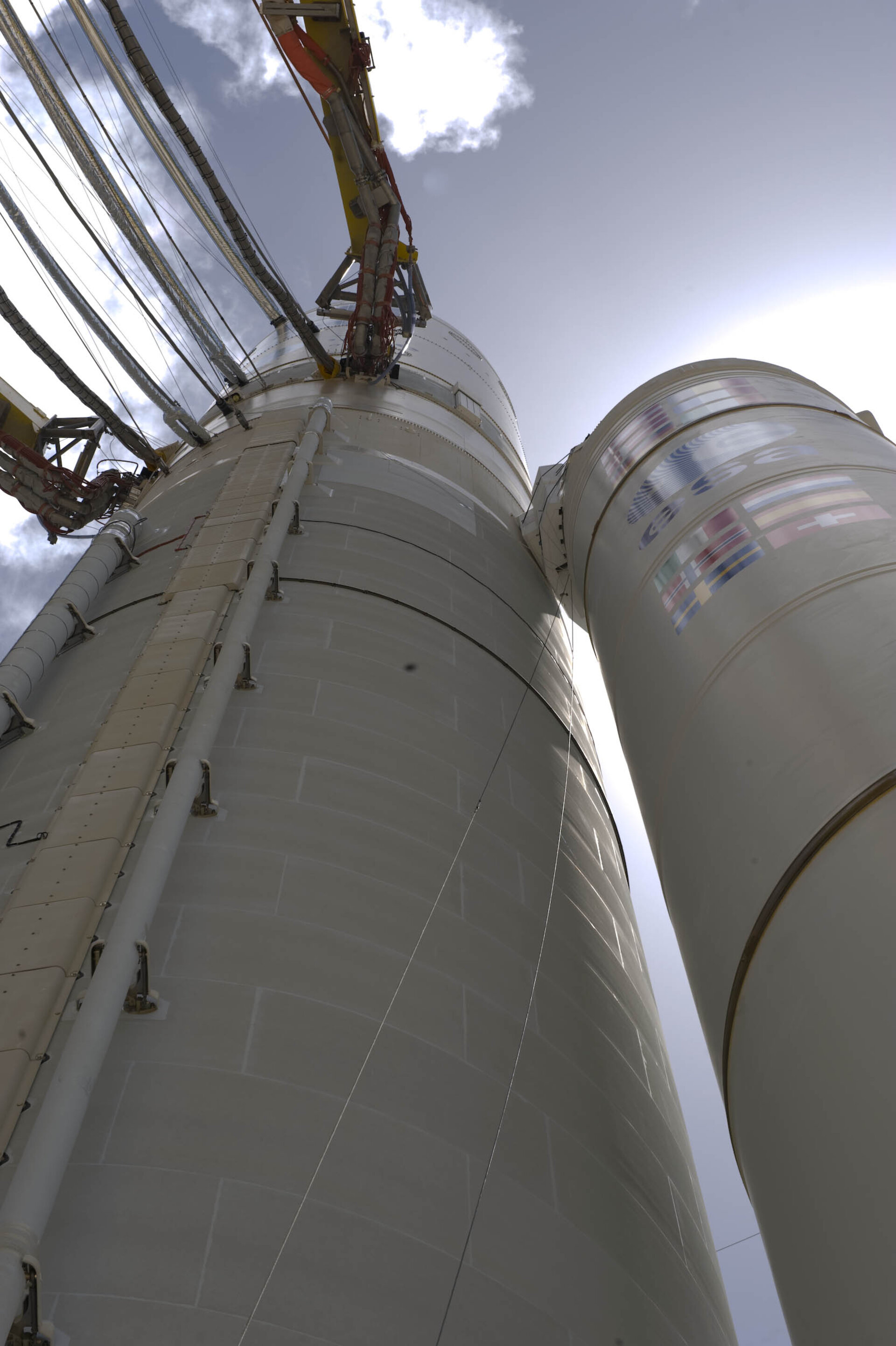 Ariane 5 enclosing Herschel and Planck at launch pad