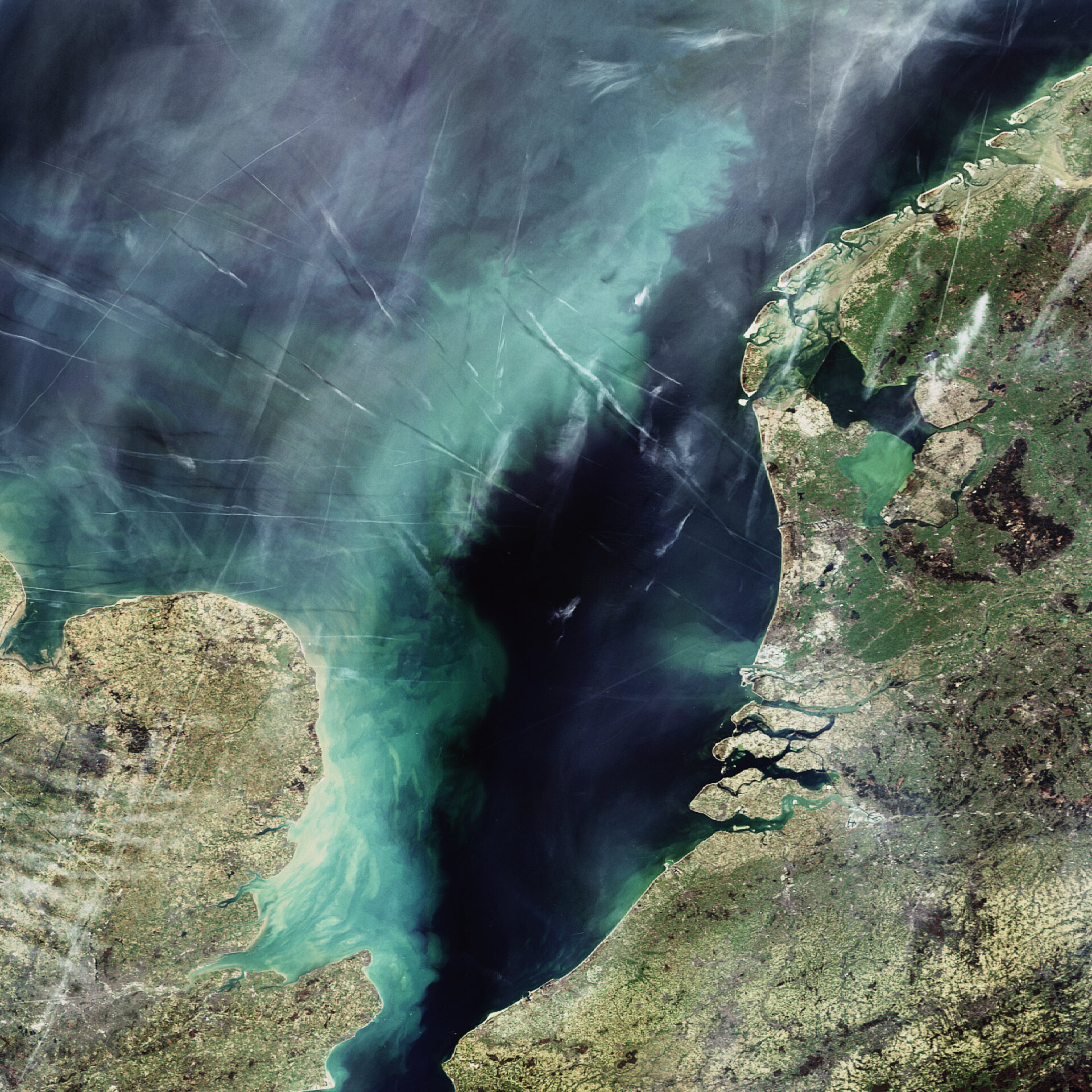 Jorda sett av ESAs satellitt Envisat