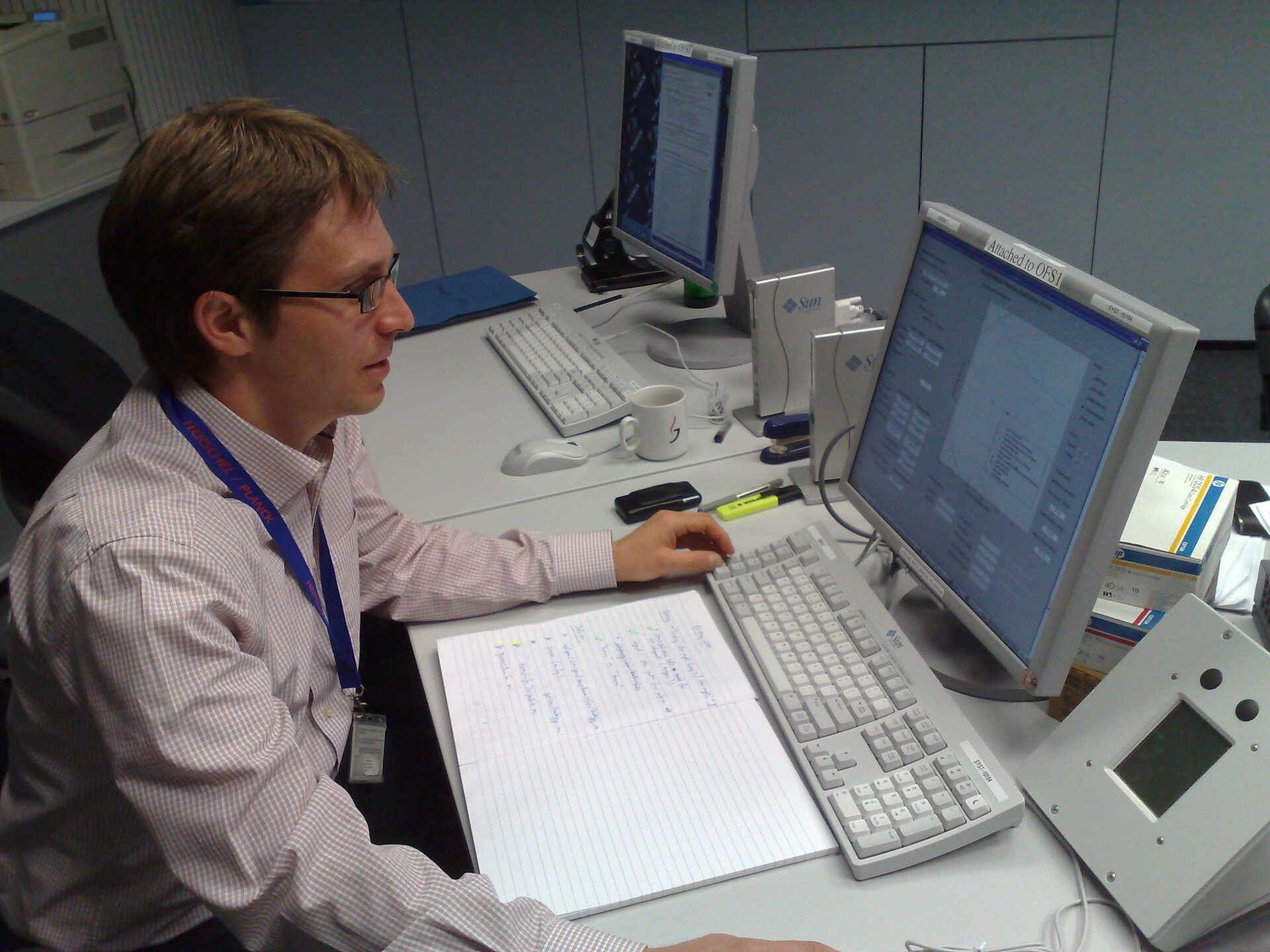 Specialist working in ESOC's Flight Dynamics Room