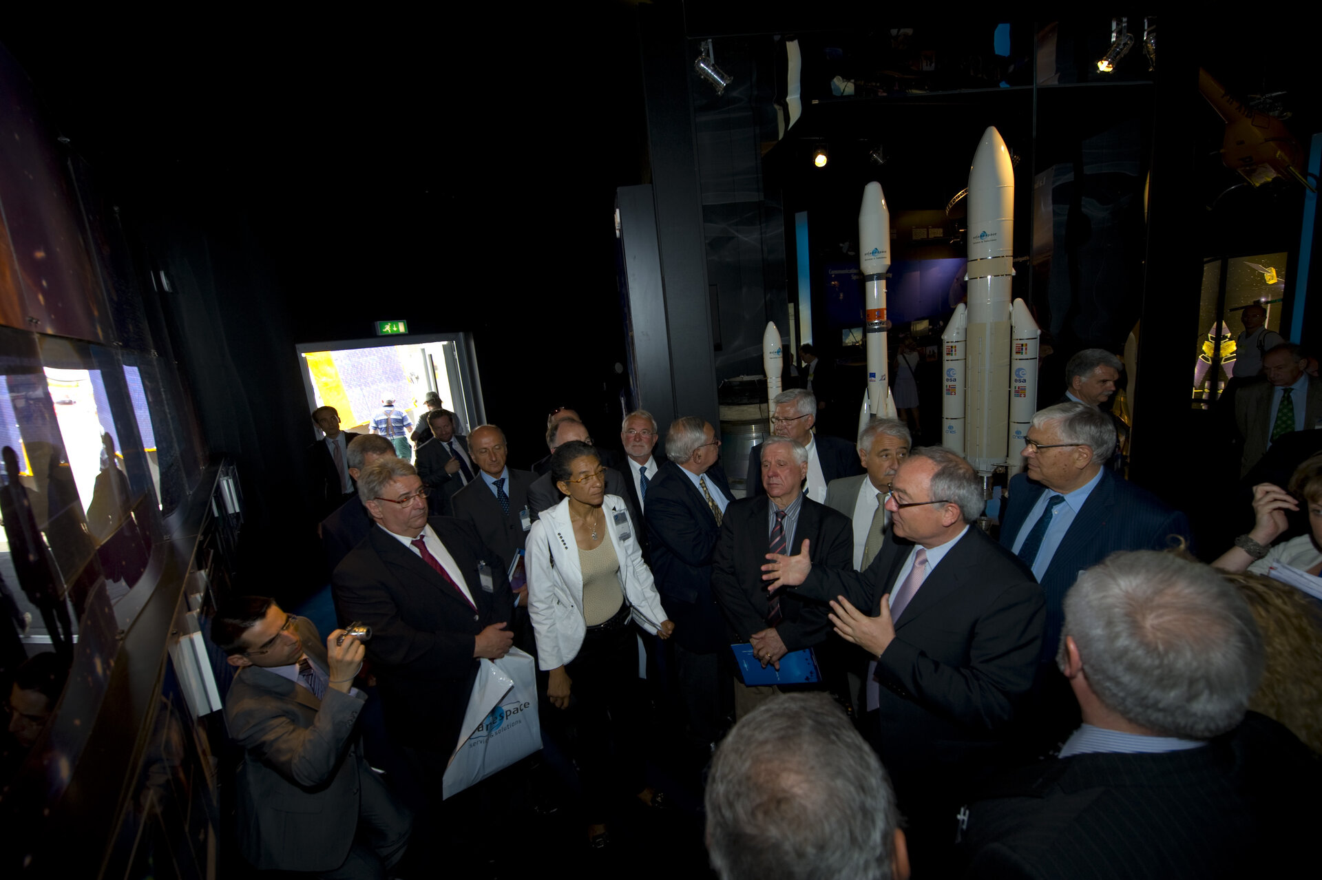 Members of the French Parliament visit ESA Pavilion