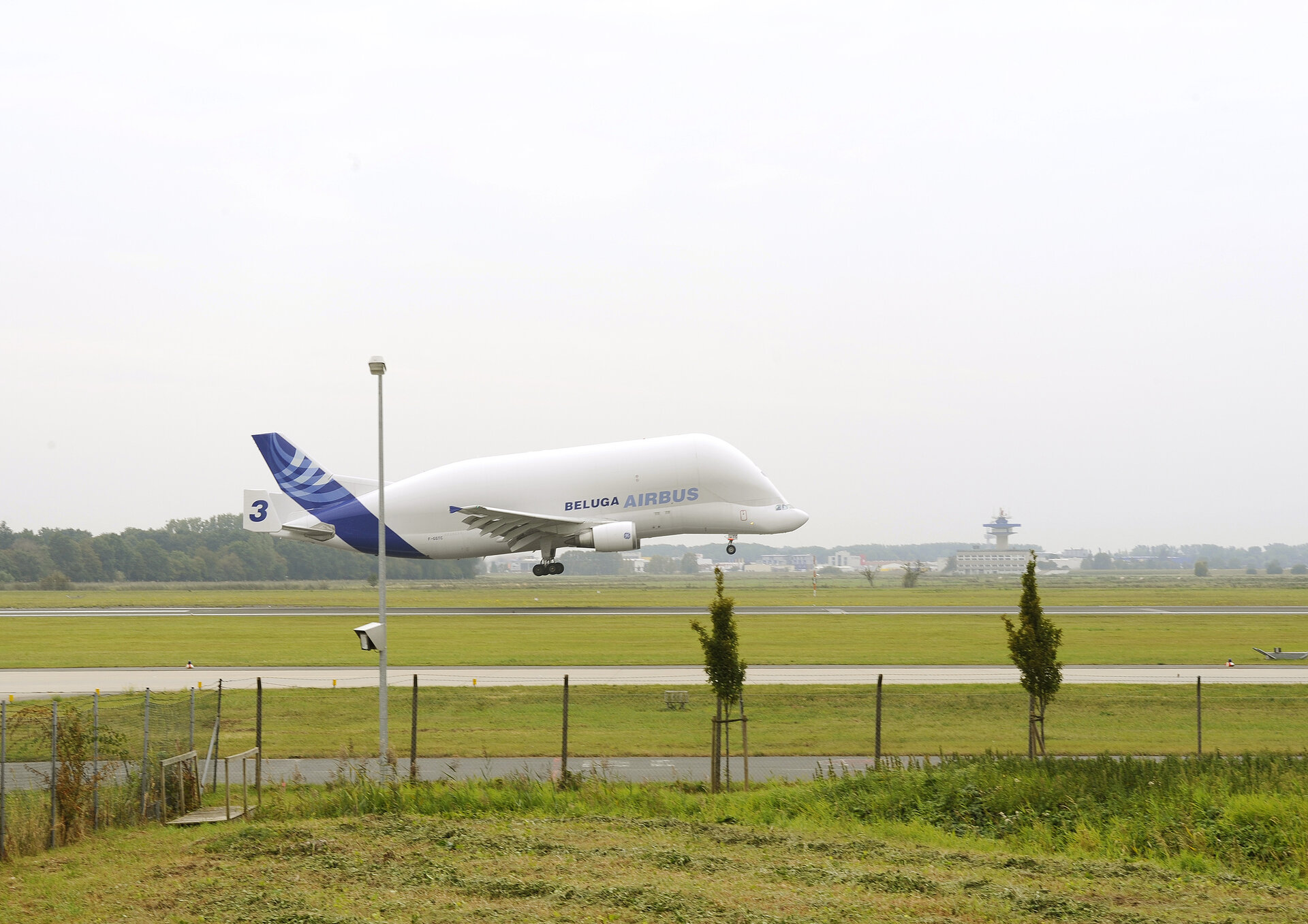 The Integrated Cargo Carrier for ATV Johannes Kepler arrives in Bremen