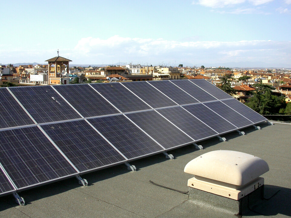 Metosat data improve solar cells' efficiency at Enel building in Rome