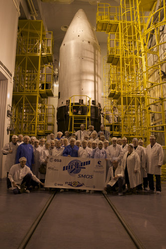 SMOS and Proba-2 launch campaign teams