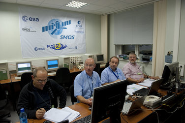 SMOS and Proba-2 team during launch countdown rehearsal