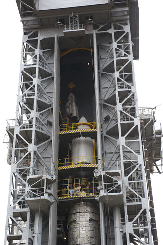 SMOS Proba-2 upper composite in launch tower