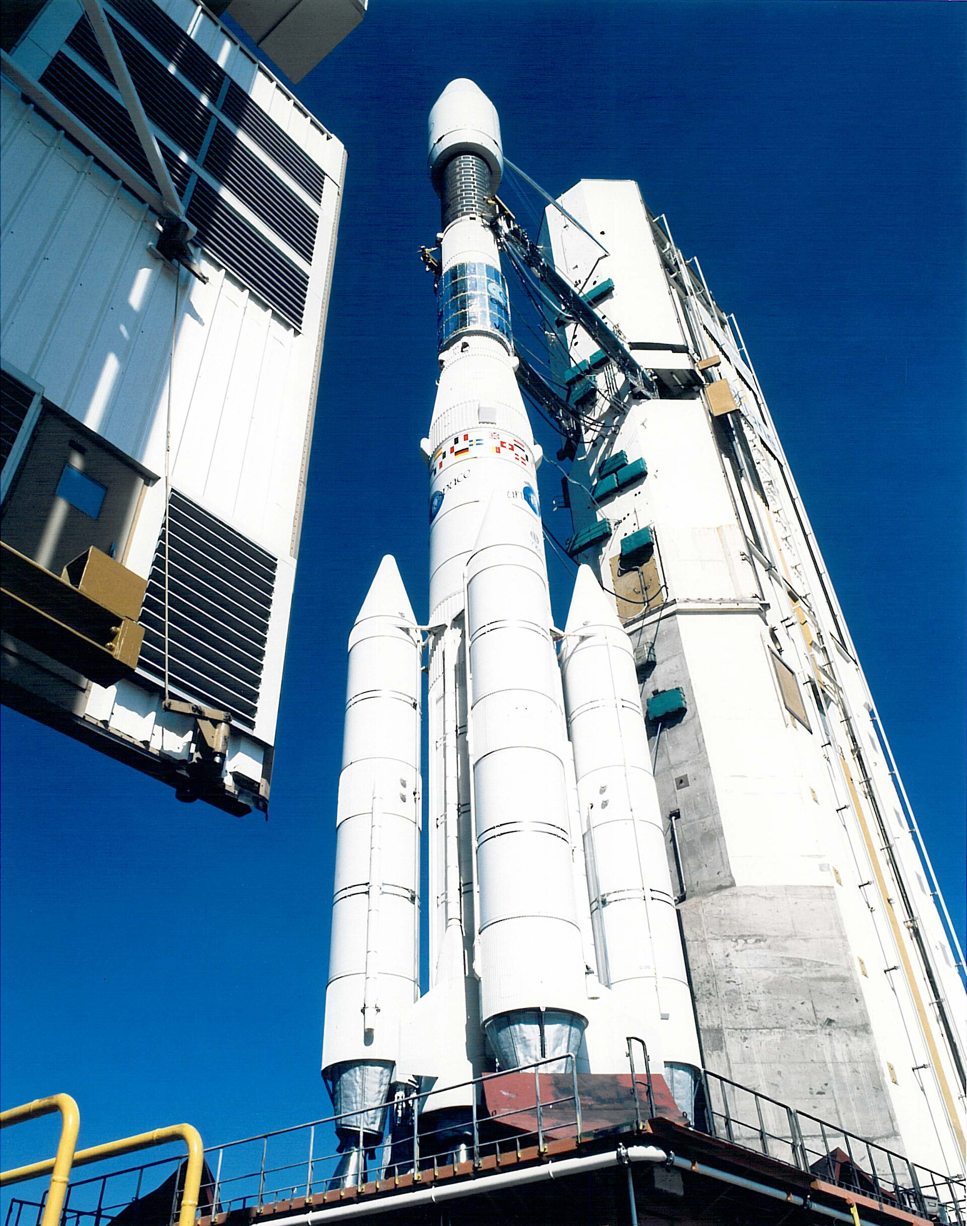 An Ariane 4 (44L) on the launchpad, 1989