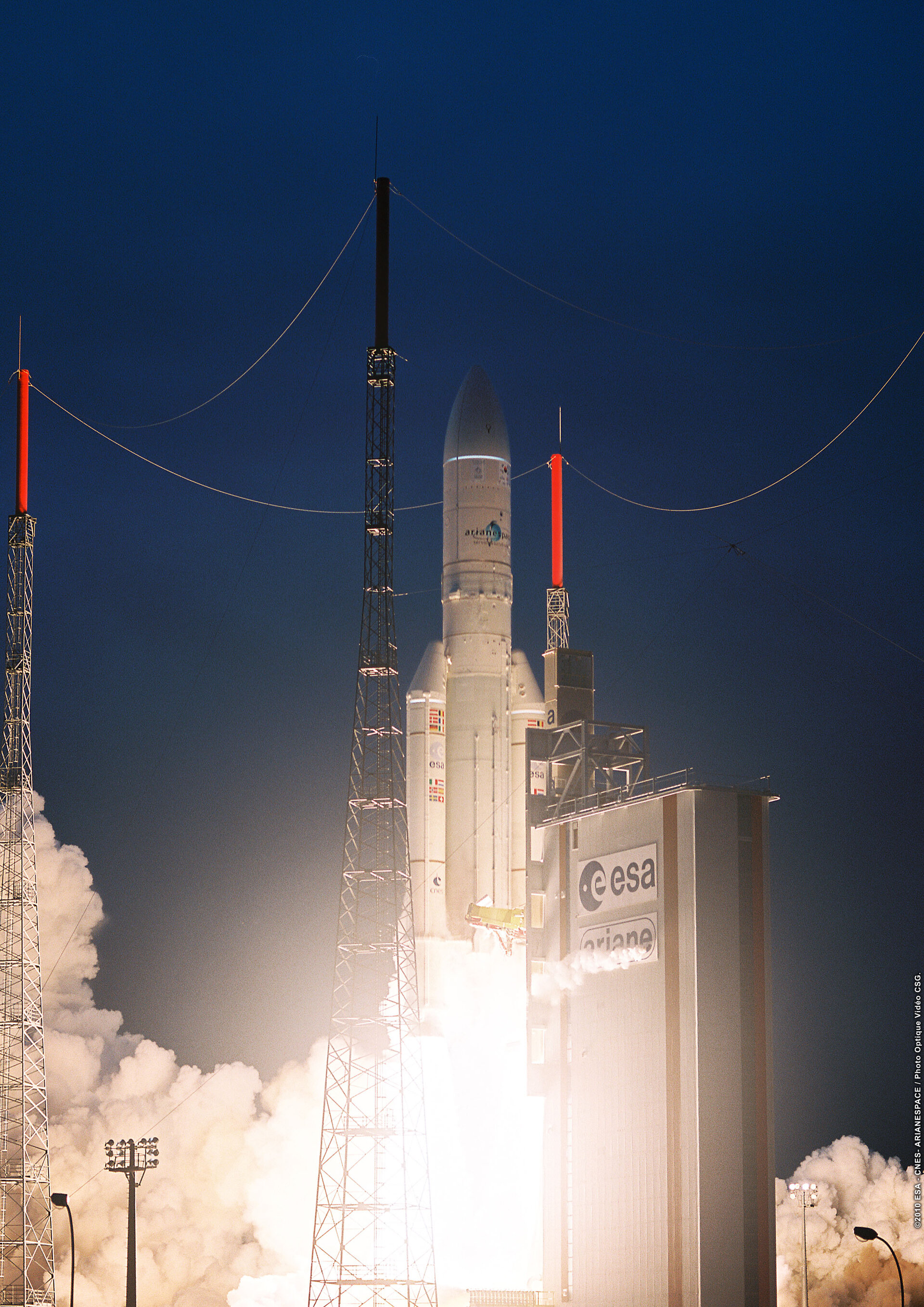 Ariane 5 flight  V195 liftoff