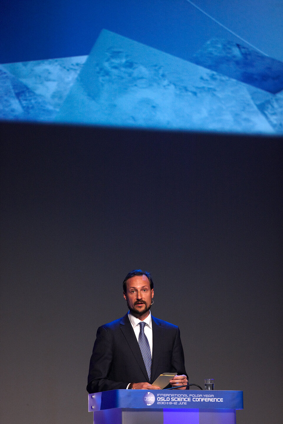 O príncipe Haakon da Noruega, na abertura da conferência