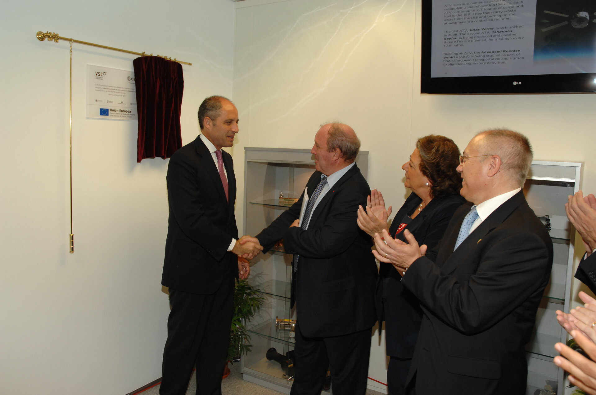 Inauguración del Laboratorio de RF de Alta Potencia de la ESA en Valencia