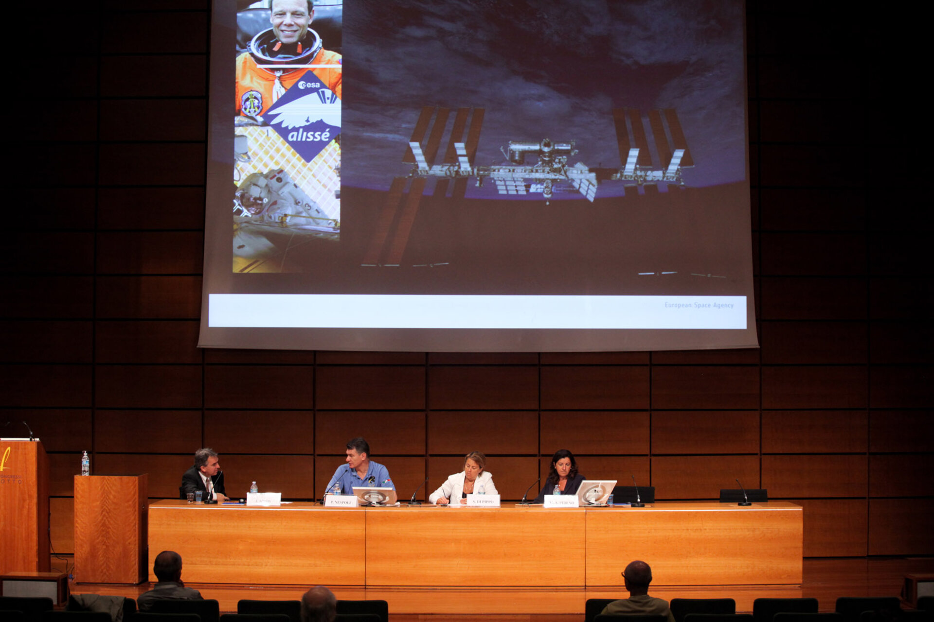 “Ten years of human presence on the International Space Station (ISS)” roundtable at ESOF 2010