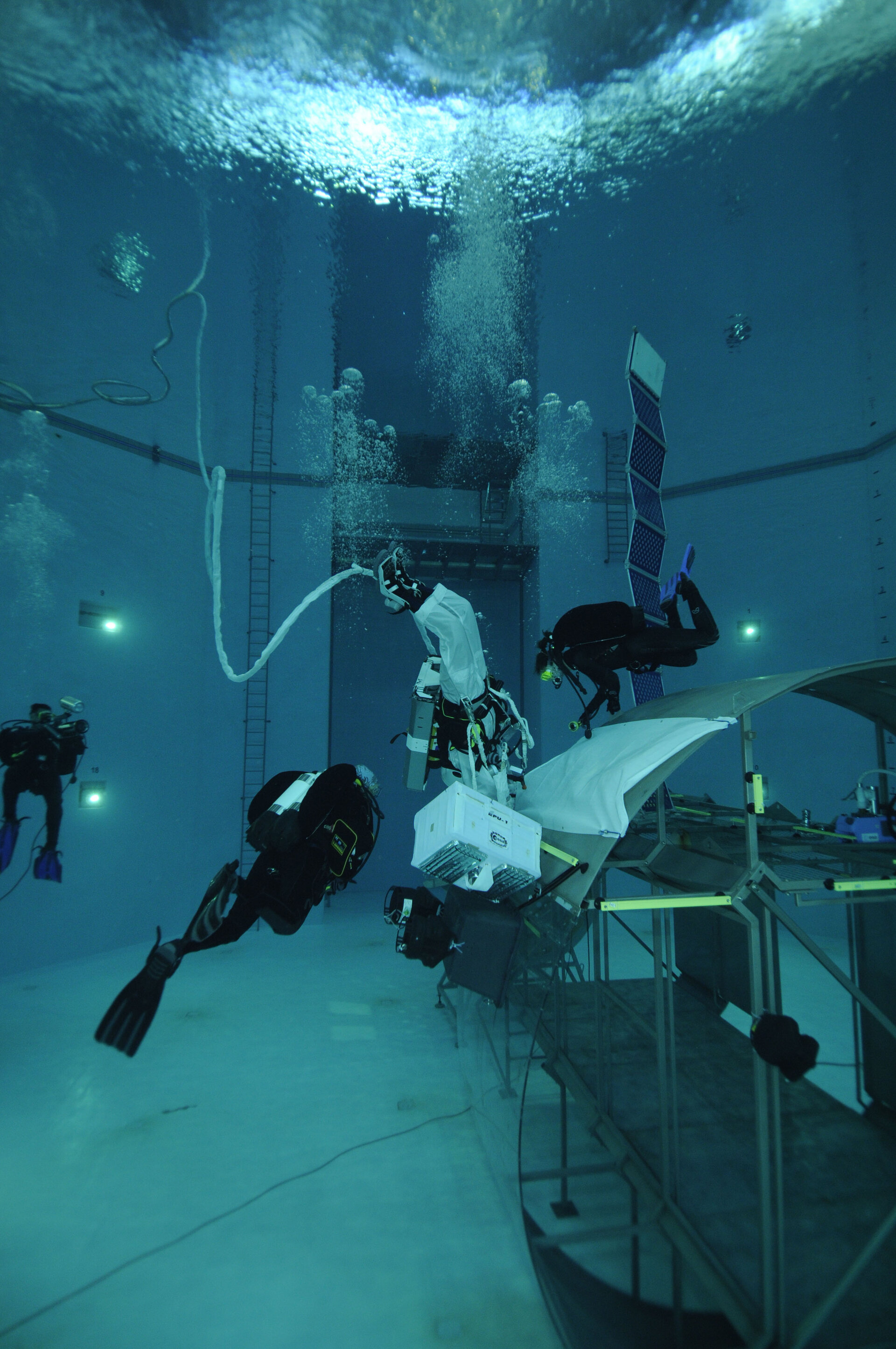 Timothy Peake during spacewalk training  in the Neutral Buoyancy Facility at EAC
