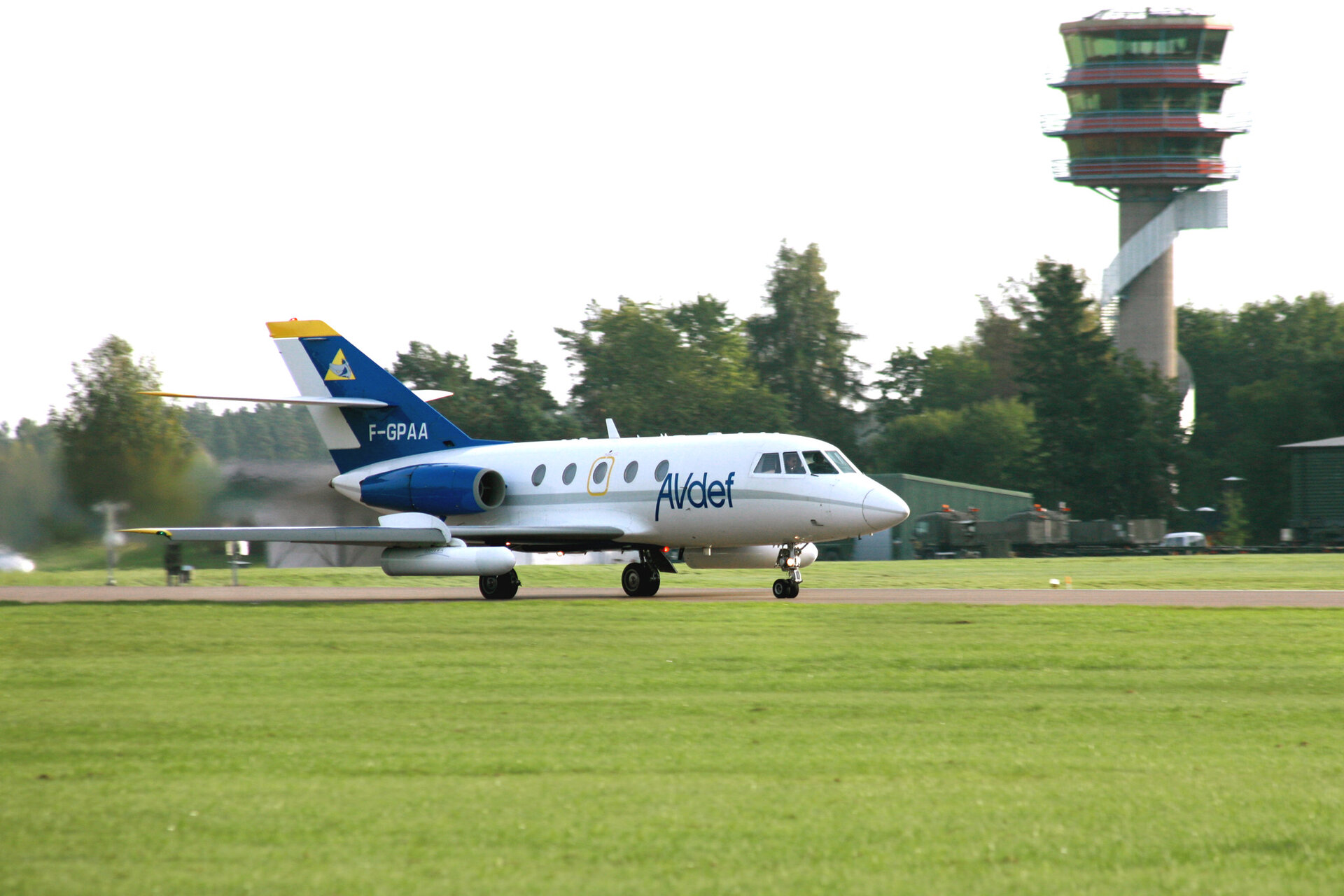 Aircraft carrying Sethi SAR system