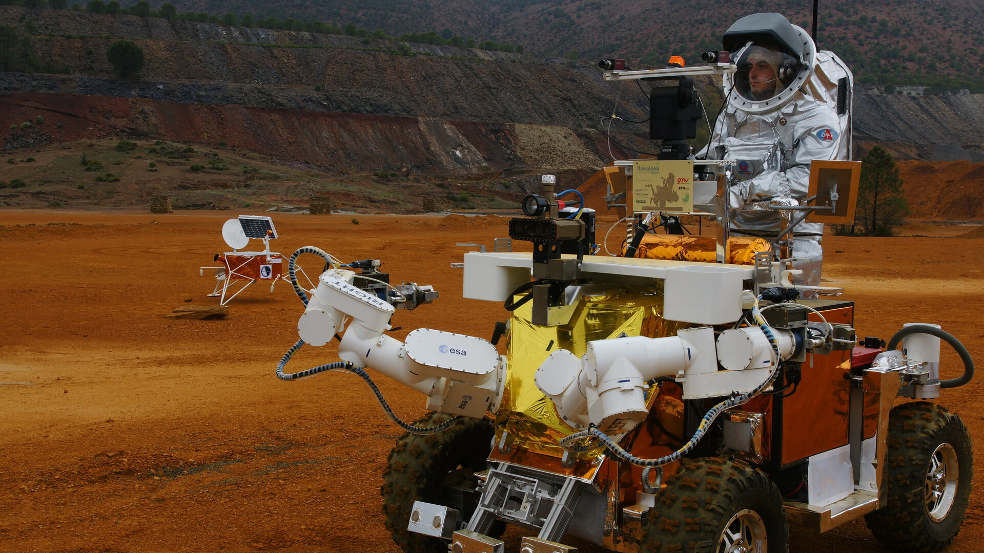 'Astronaut' at the controls of the Eurobot Ground Prototype