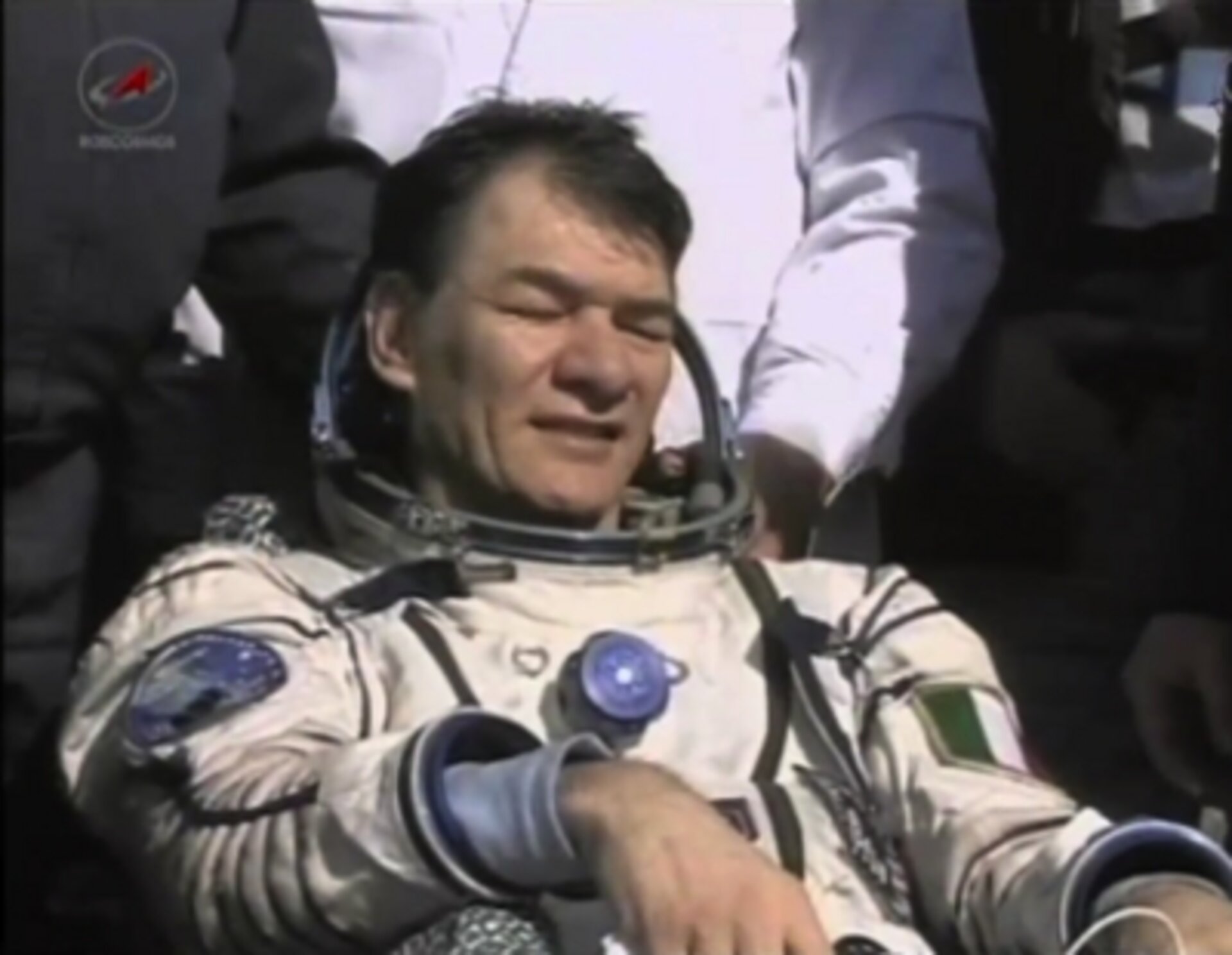 Paolo Nespoli subito dopo l'atterraggio