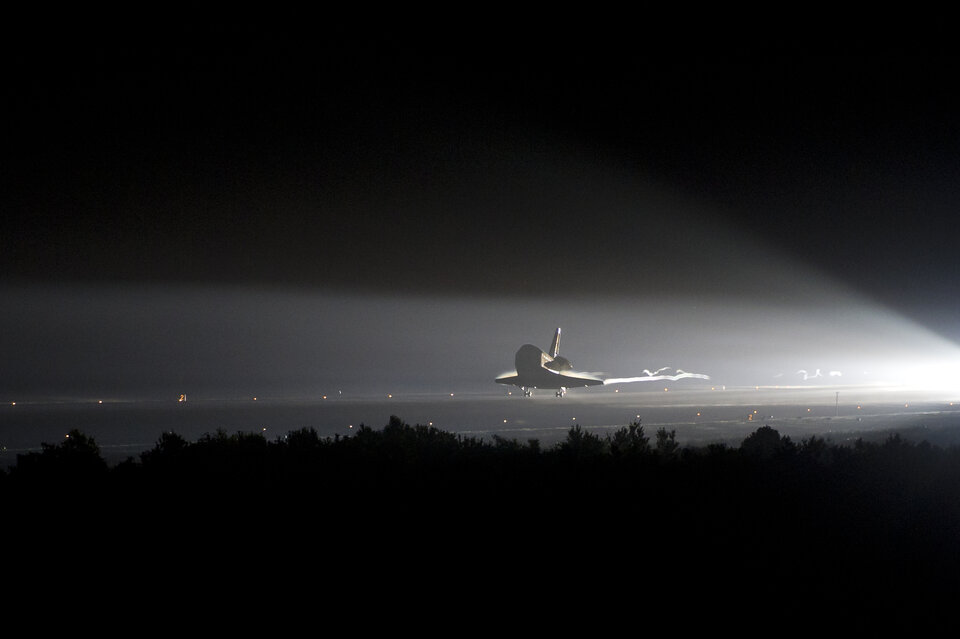 De landing van Shuttle Endeavour op 1 Juni 2011