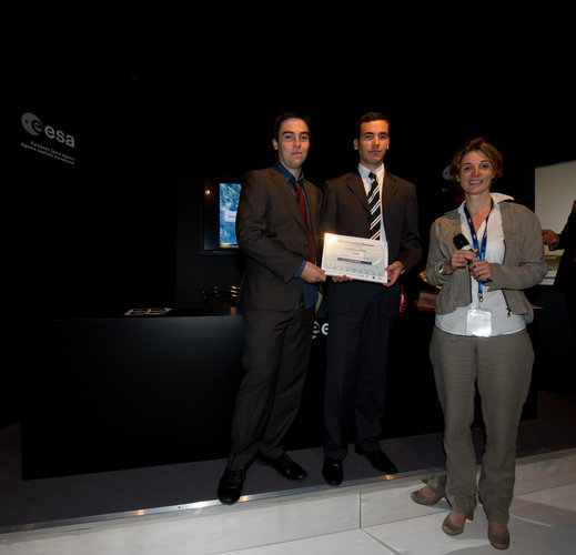 ENSMAEROSPATIALE team receives the EADS Prize