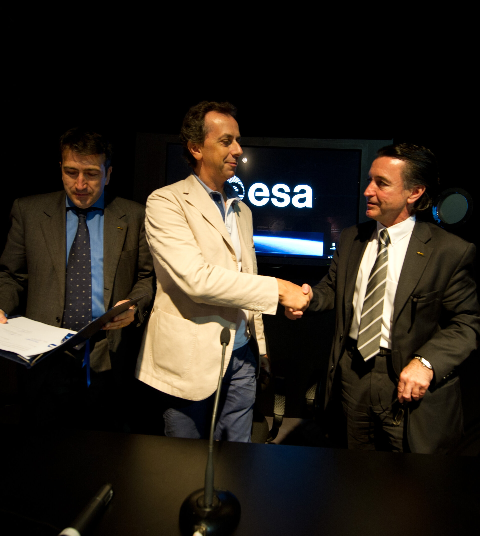 ESA/Cristiano di Thieme SPA license agreement