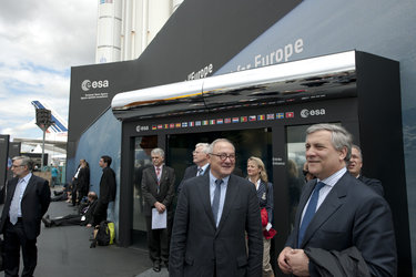 Jean-Jacques Dordain and Antonio Tajani in front of the ESA pavilion
