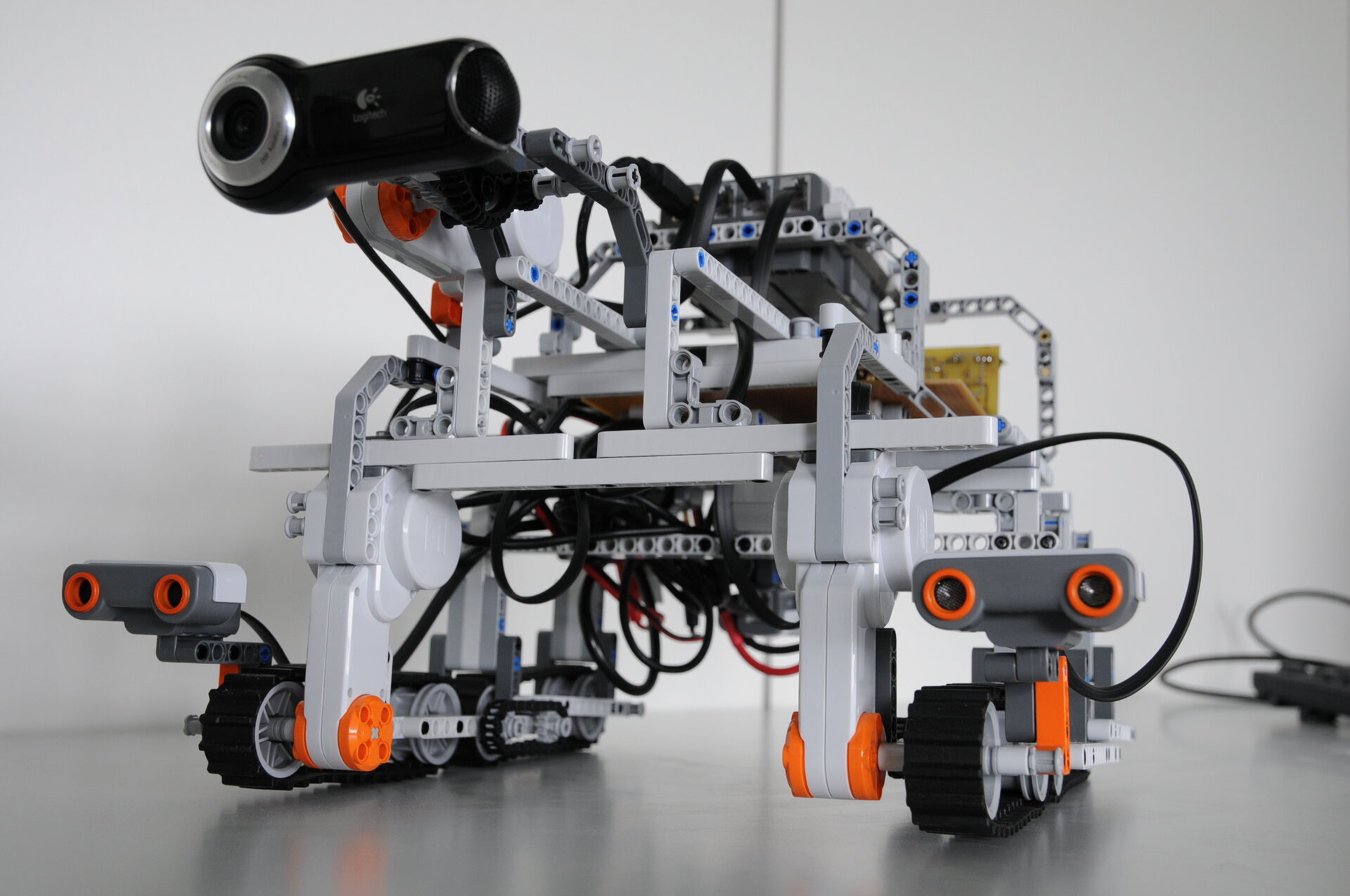 METERON communications test robot