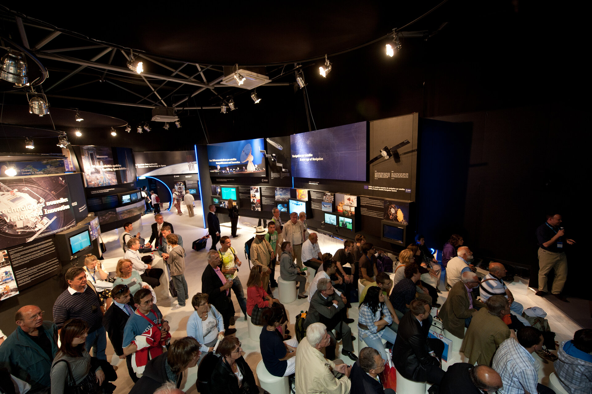 Public visiting the ESA pavilion